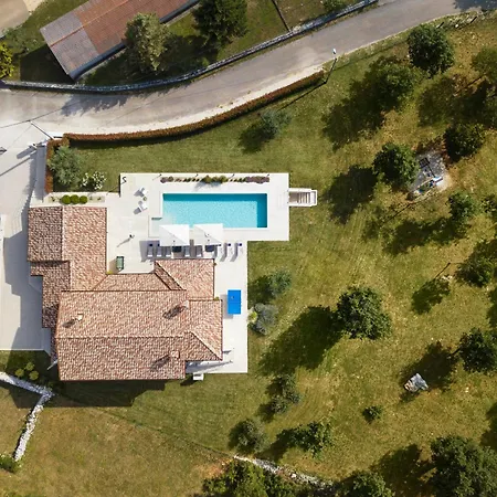 Ovi By Tourist Adria Group Villa Karojba